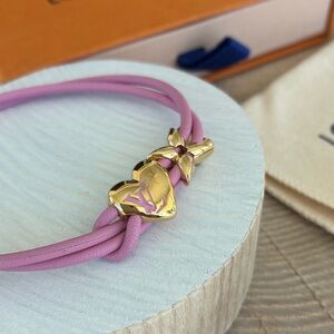 Louis Vuitton Bloom Heart Bracelet in Pink